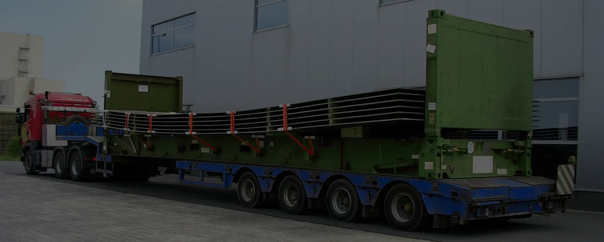Что бы заказать перевозку негабаритного груза открытой платформой в городе Касимов (Центральный округ - Рязанская область)  оставьте заявку на сайте компании